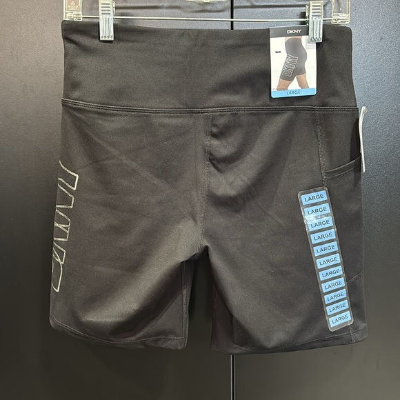 DKNY Bike Shorts, 7” inseam,hip pockets,hidden waist pocket,silver sparkle logo - Picture 4 of 8